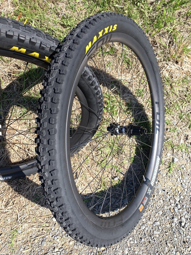 MTN 2.7 (27.5")